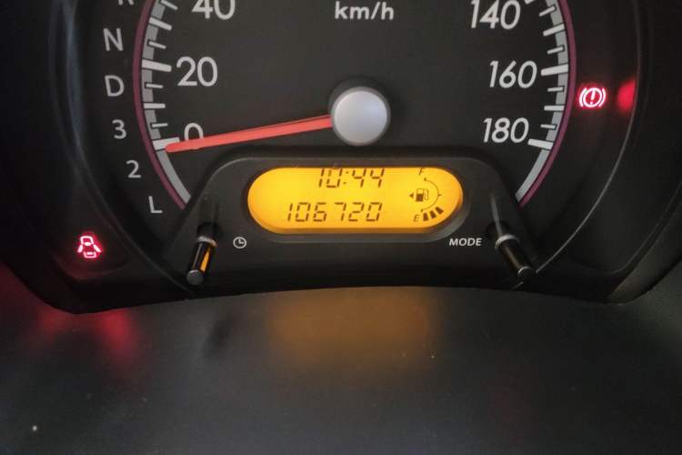 Used Suzuki Alto 2013 1.0L Automatic Luxury Model
