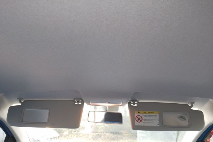 Used Volkswagen up! 2015 1.0L move up!