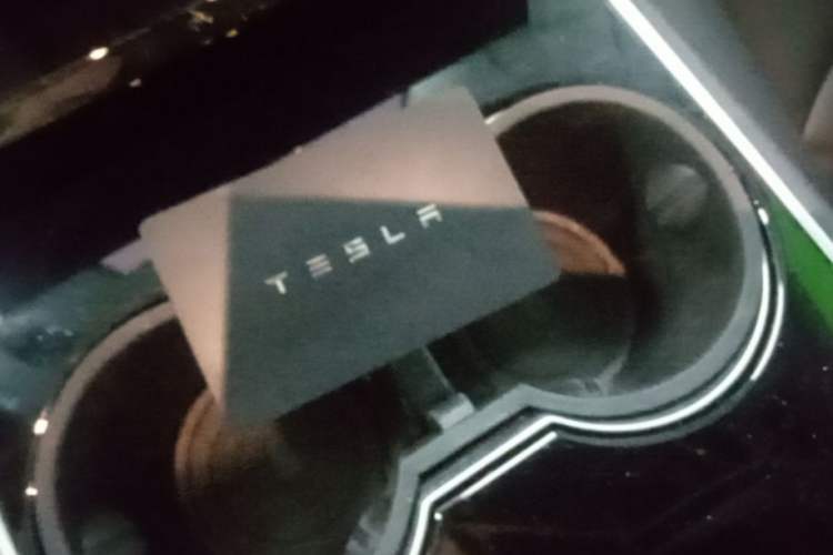 Used Tesla Model 3 2019 Standard Range Rear-Wheel Drive Upgraded Version (60 kWh)
