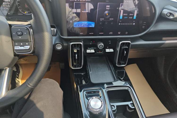 Used Haval DARGO 2021 1.5T DCT Two-Wheel Drive Border Collie Edition Audio And AC Panel