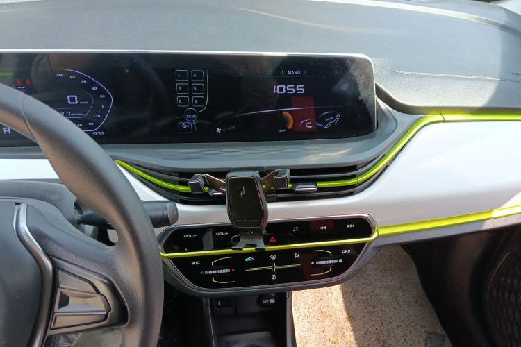 Used Oshan Benni E-Star 2022 Qingxin Edition Colorful Model Lithium Iron Phosphate
