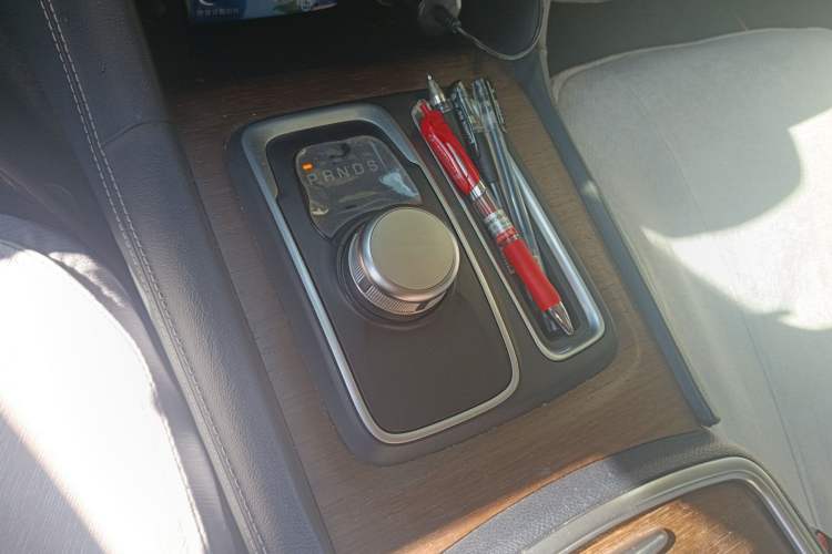 Used Chrysler 300C 2016 3.0L Supreme Edition