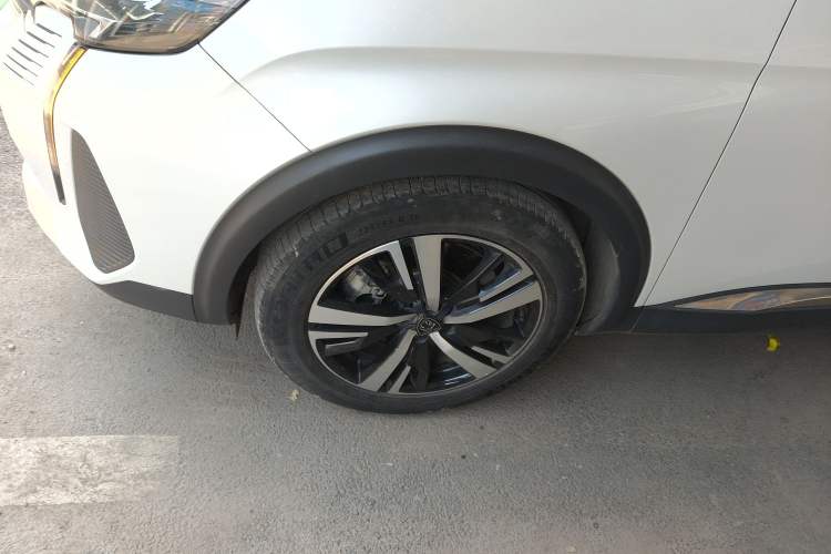 Used Peugeot 5008 2023 400THP True Love Edition 5-seater
