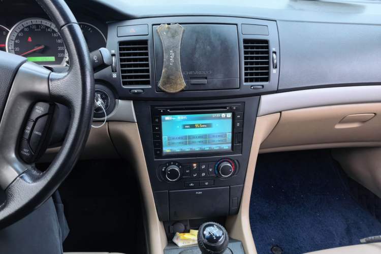 Used Chevrolet Epica 2012 1.8 Comfort Edition MT Audio And AC Panel