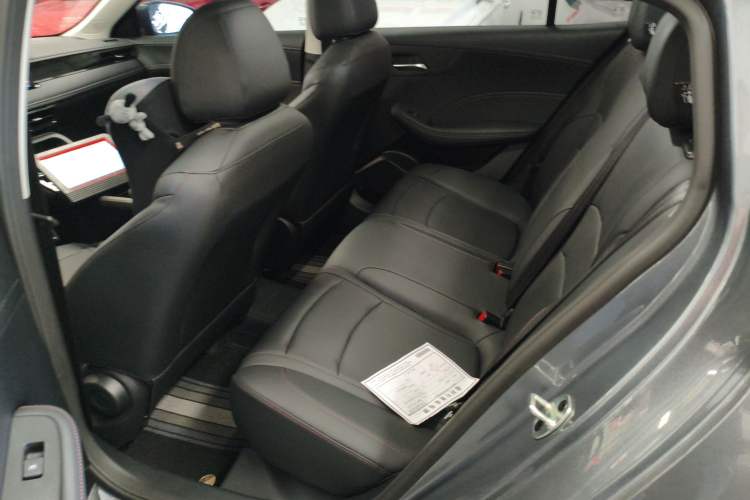 Used Roewe i5 2024 1.5L CVT Luxury Edition
