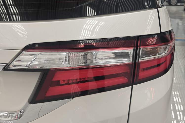 Used Honda Odyssey 2018 2.4L Luxury Edition