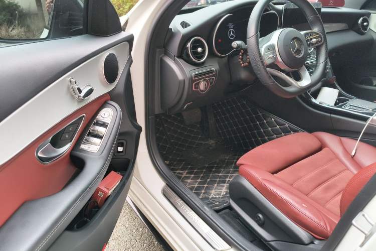 Used Mercedes-Benz C-Class 2020 C 260 Sport Edition Driver Seat