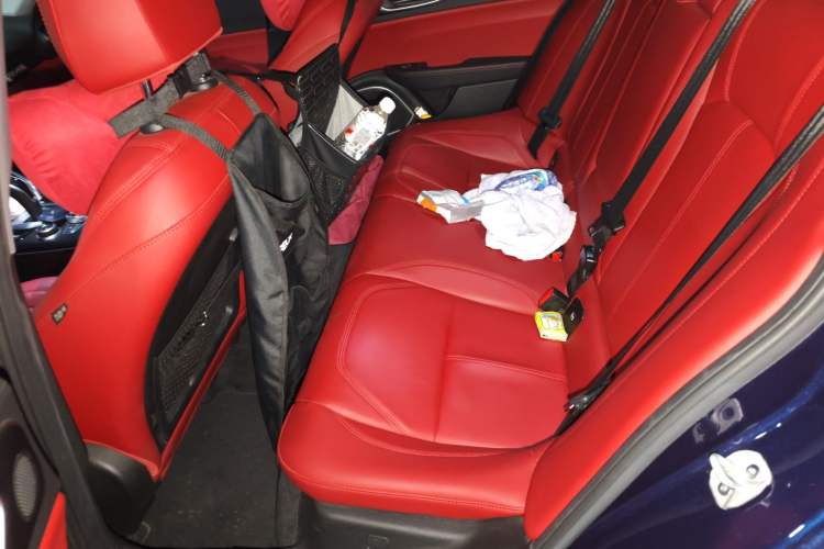 Used Alfa Romeo Giulia 2021 2.0T 280HP Luxury Edition Left Rear Seat