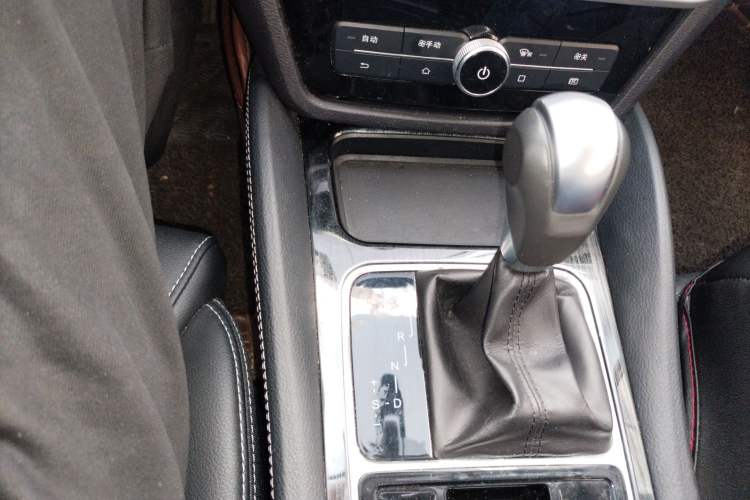 Used BYD Song MAX 2017 1.5T Automatic Smart Connect Elite 7-Seater