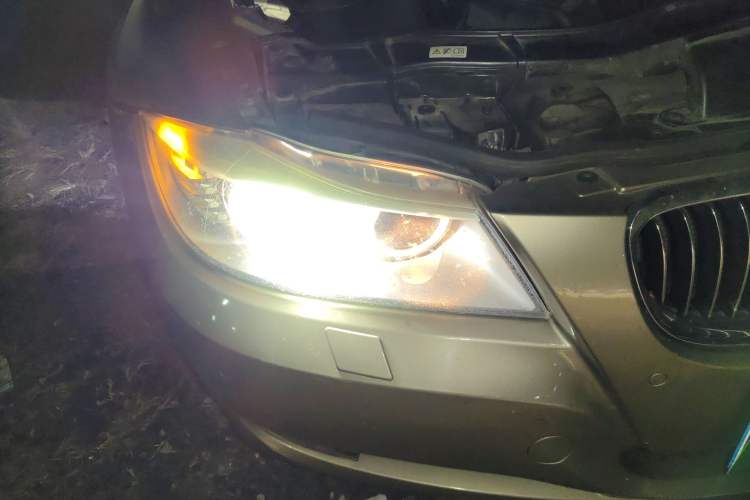 Used BMW 3 Series 2011 325i Luxury Edition