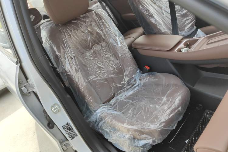 Used Wuling Xingguang S 2025 Model, 130km Leading Edition
