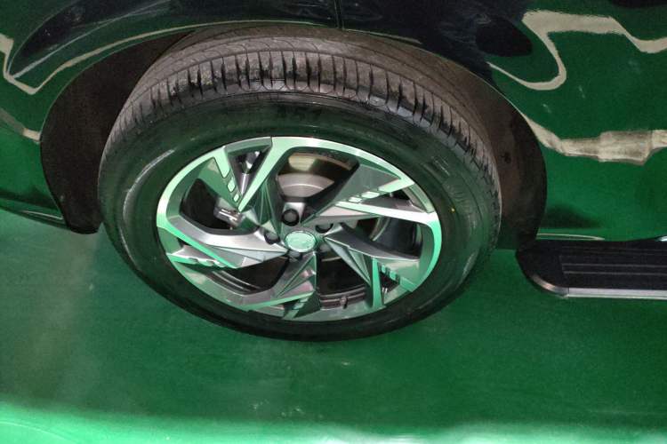 Used Hongqi HS3 PHEV 2024 PHEV 115km Jingwei Edition
