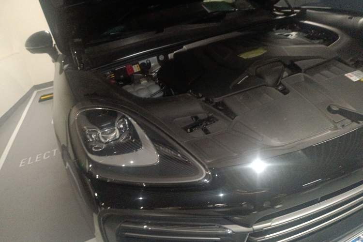 Used Porsche Cayenne 2023 Cayenne 3.0T Platinum Edition