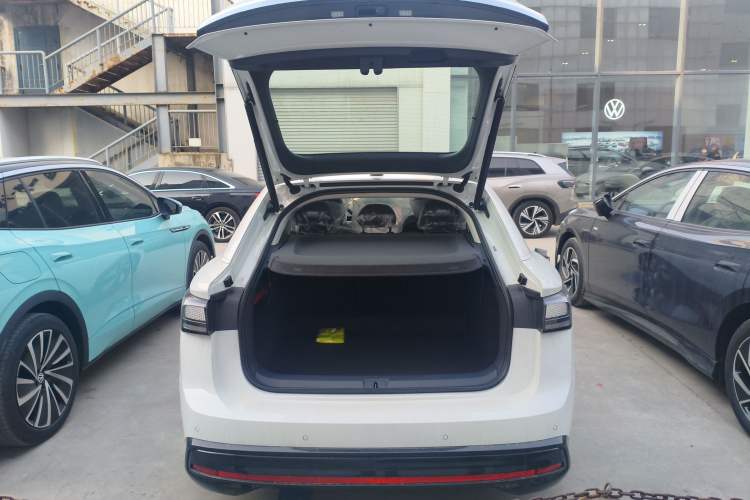 Used Volkswagen ID.7 VIZZION 2024 AIR model