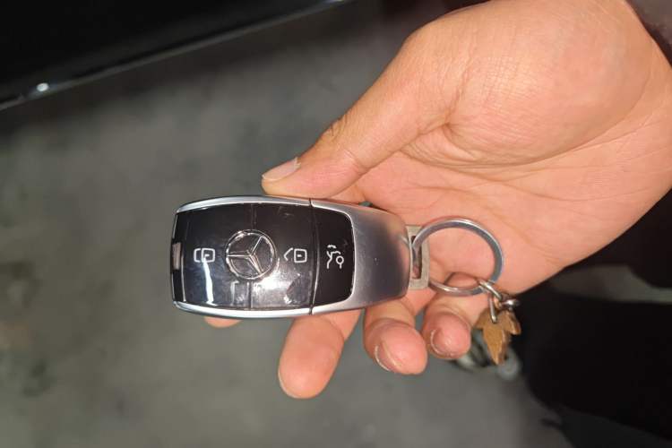 Used Mercedes-Benz E-Class 2020 Facelift E 300 L Stylish Edition Interior 1