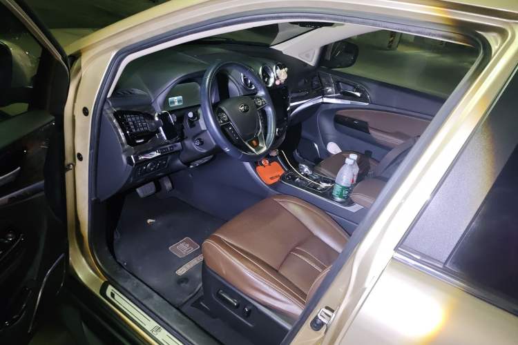 Used BYD Tang New Energy 2015 2.0T Four-Wheel-Drive Flagship Model Driver Seat