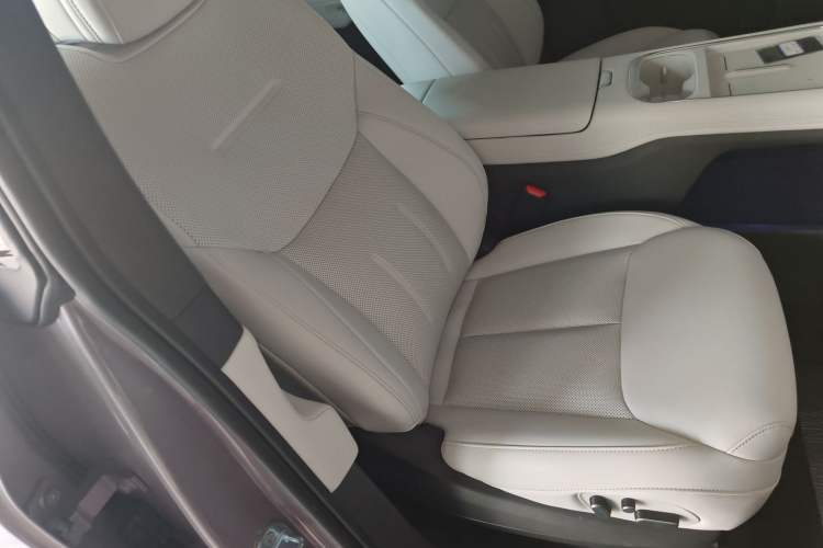 Used XPeng G6 2025 625 Long-Range Max Flagship Edition
