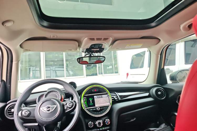 Used MINI 2019 1.5T COOPER Classic Edition Five-Door Version Headliner