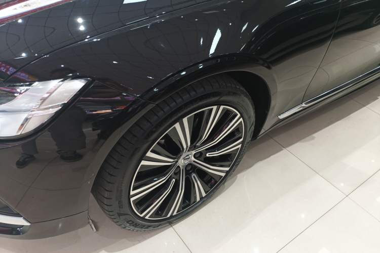 Used Volvo S90 2022 B5 Zhiyuan Luxury Edition