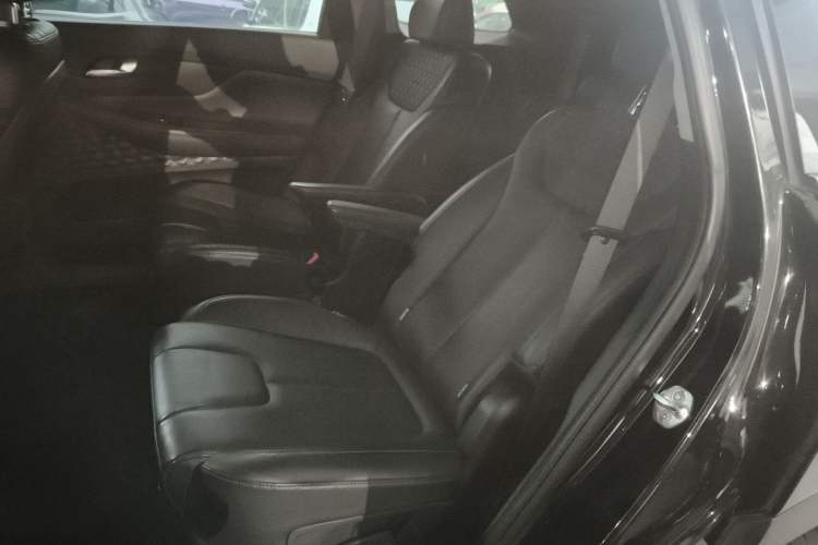 Used Hyundai Santa Fe 2019 380 TGDi GLS Automatic 2WD Luxury Version China VI Standard Left Rear Seat