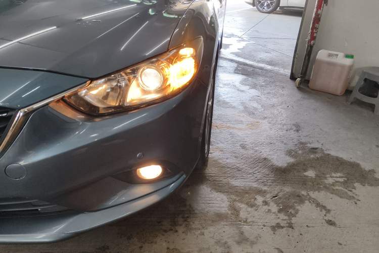 Used Mazda Atenza 2015 2.0L Blue Sky Luxury Edition