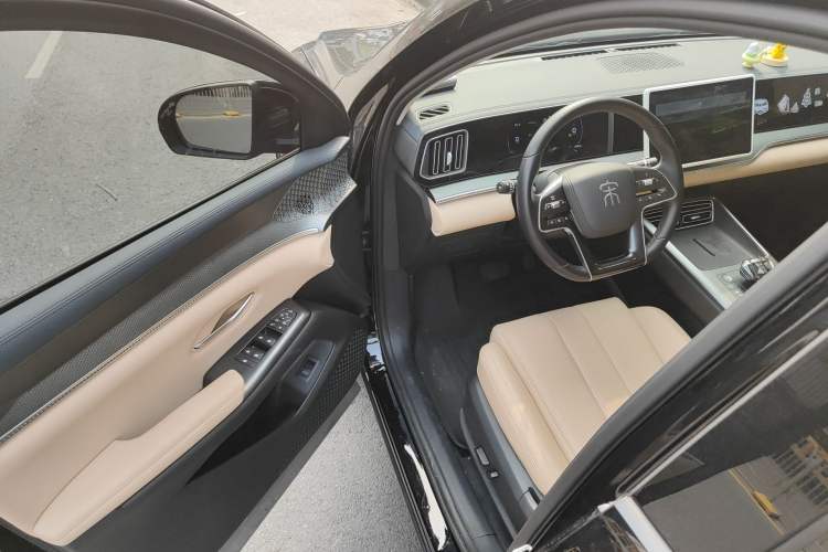 Used BYD Song Pro New Energy 2025 Second-Generation DM-i 75KM Overachiever Trim
