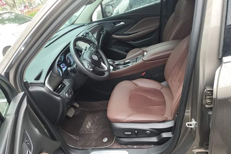 Used Buick Envision 2017 20T Two-Wheel Drive Luxury Model Left Front Seat