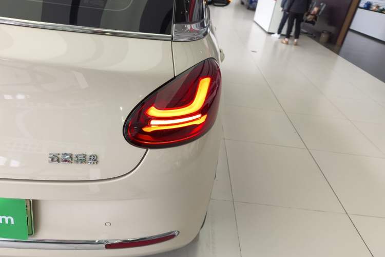 Used Wuling Bingo 2025 410 km Lingxi Deluxe Edition