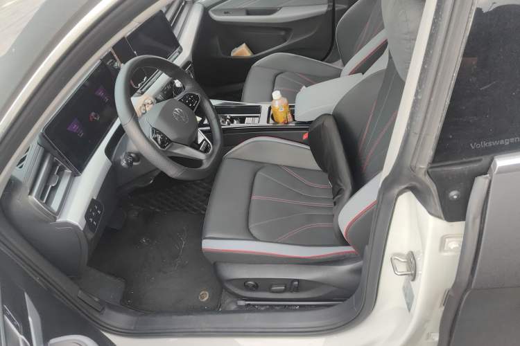 Used Volkswagen Lamando 2024 Lavida L 280TSI DSG Cool & Spicy Edition Left Front Seat