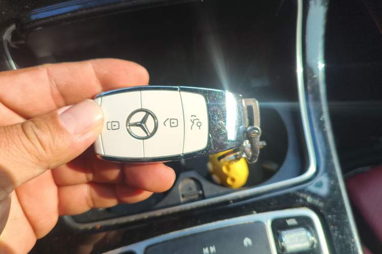 Used Mercedes-Benz GLC Coupe 2020 GLC 260 4MATIC Coupe SUV Vehicle Key