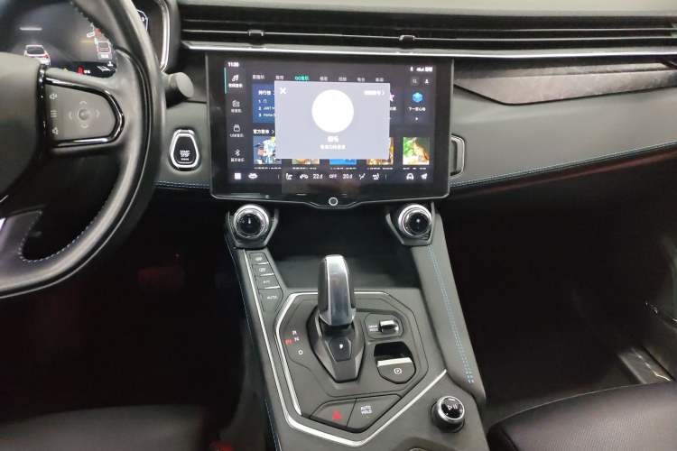 Used Lynk & Co 05 2020 2.0TD Two-Wheel Drive Shine Halo