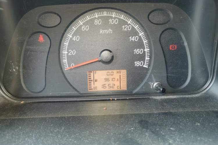 Used Wuling Zhiguang 2020 1.2L Van Utility Model China VI Emission Standard 2 Seats LSI