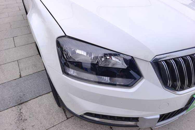 Used Skoda Yeti 2014 1.8TSI DSG Polar Edition