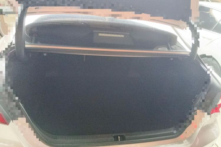 Used Toyota Camry 2018 2.0E Leading Edition
