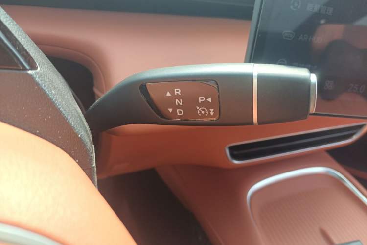 Used Deepal S07 2023 200Max Range-Extended Version
