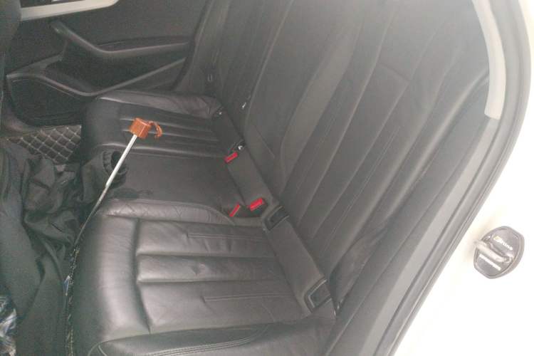 Used Audi A4L 2018 30th Anniversary Edition 40 TFSI Fashion Model