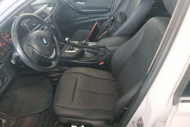 Used BMW 3 Series 2016 320Li Ambition Model