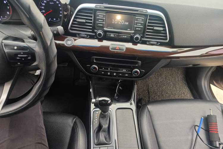 Used Kia K4 2014 1.8L Automatic GLS Audio And AC Panel