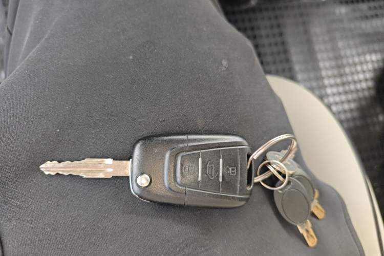 Used SAIC MAXUS V80 RV  Vehicle Key