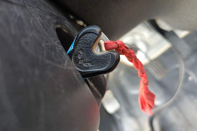 Used Wuling Zhiguang Small Truck 2020 1.2L Single Cab Vehicle Key