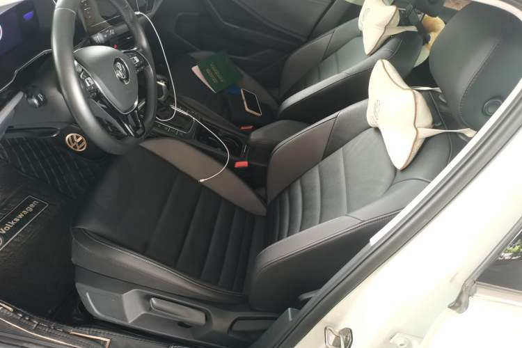 Used Volkswagen Sagitar 2021 280TSI DSG Excellence Edition Left Front Seat