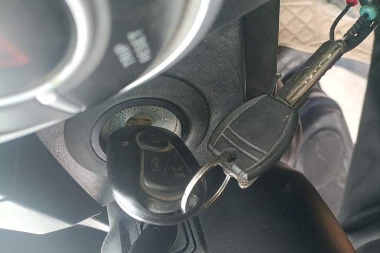 Used SsangYong Actyon 2014 2.3L Two-Wheel Drive Automatic Comfort Edition Gasoline-powered