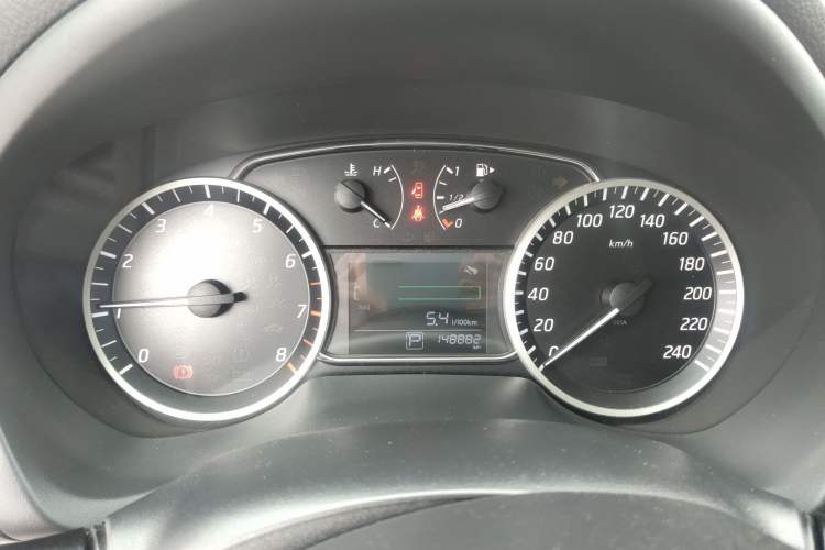 Used Nissan Sylphy 2016 1.6XE CVT Comfort Edition Instrument Cluster