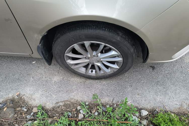 Used Geely Auto Vision 2020 1.5L Manual Asian Games Edition Right Front Wheel Hub