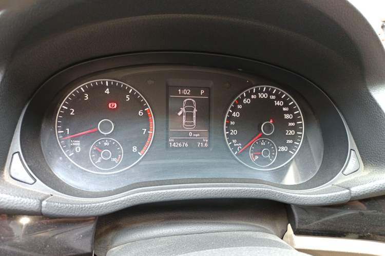 Used Volkswagen Passat 2014 1.8TSI DSG Prestige Edition Instrument Cluster