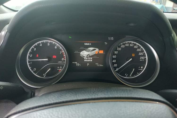 Used Toyota Camry 2019 2.0G Luxury Edition China VI Standard