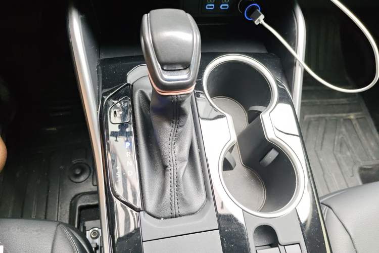 Used Toyota Highlander 2022 Dual-Engine 2.5L Four-Wheel Drive Luxury Edition 7 Seats