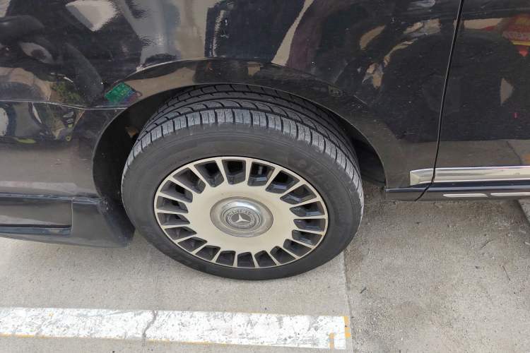 Used Mercedes-Benz V-Class 2016 V 260 Avantgarde Edition
