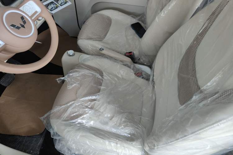 Used Wuling Hongguang MINIEV 2024 3rd Generation 215km Advanced Version