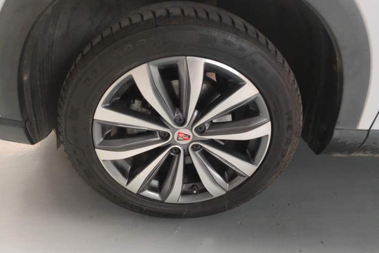 Used Roewe RX5 MAX 2019 300TGI Automatic 4G Connect Luxury Edition Left Front Wheel Hub